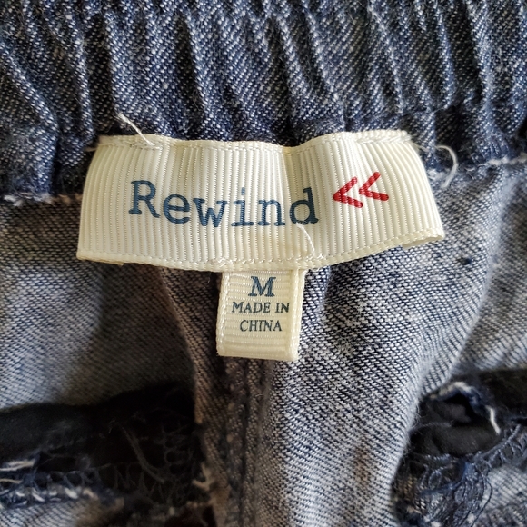 Rewind Medium Shorts - Picture 8 of 10